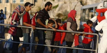 Πρέπει να βάλουμε και τους Γάλλους στο μεταναστευτικό πρόβλημα