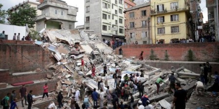 Χάος στο Νεπάλ μετά τον φονικό σεισμό των 7,9 ρίχτερ