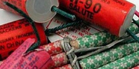 Κροτίδες και τα βεγγαλικά έφεραν και πάλι τη θλίψη