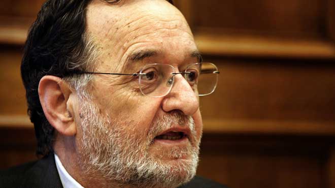 «Μην ακούτε τι λένε, ο Παναγιώτης δεν αφήνει το κόμμα»