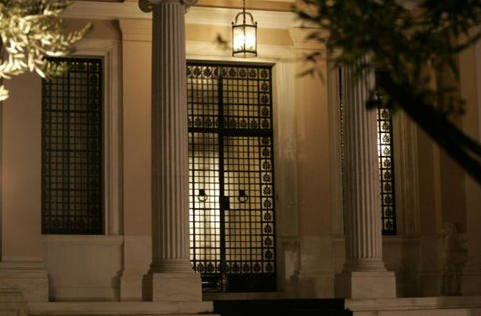 Αναμενόμενη η δήλωση στο Eurogroup, αλλά ο χρόνος πιέζει