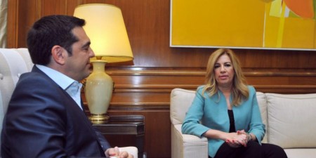 Με το καλημέρα, μπαίνει σε νέα τροχιά η σχέση κυβέρνησης και ΠΑΣΟΚ