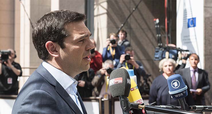 Καταιγιστικές εξελίξεις: Αλλεπάλληλες επαφές Πρωθυπουργού για Ευρωπαϊκή λύση