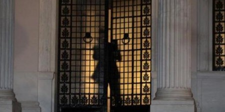 Τι τους λέμε εμείς, τι μας λένε αυτοί και δεν βγαίνει άκρη