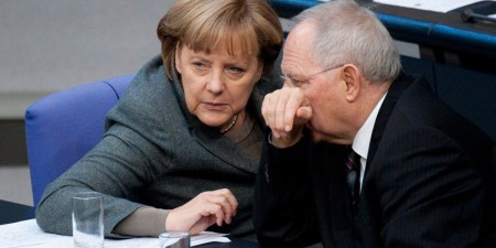 Γερμανικά ΜΜΕ: Το σχέδιο Σόιμπλε για πενταετές Grexit σε συνεννόηση με Μέρκελ