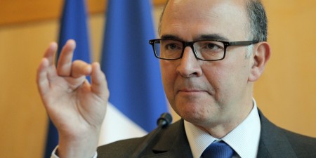 Ο Μοσκοβισί «καρφώνει» τις προηγούμενες ελληνικές κυβερνήσεις για τη μη είσπραξη φόρου των τηλεοπτικών διαφημίσεων