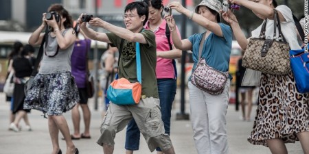 Πάνω από 107 εκατ. Κινέζοι ταξίδεψαν στο εξωτερικό το 2014