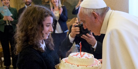 Οι φωτογραφίες από τα 79α γενέθλια του Πάπα