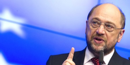 Μάρτιν Σουλτς: «Υπάρχουν δυνάμεις στην ΕΕ που επιδιώκουν να απομακρύνουν τους μεν από τους δε»