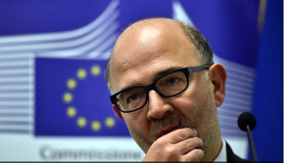 Μοσκοβισί προς Παπαδημούλη: «Αν έχετε αποτελέσματα κατά της φοροδιαφυγής, μπορείτε να μειώσετε τη φορολογία των μισθωτών»