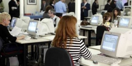 Η αλήθεια για τους μετακλητούς υπαλλήλους, δια χειρός Μαξίμου