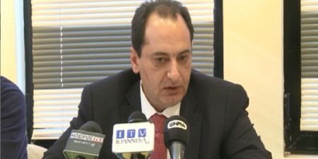Χρ. Σπίρτζης: «Παράξενες» διασυνδέσεις του τραπεζικού συστήματος και των καναλαρχών