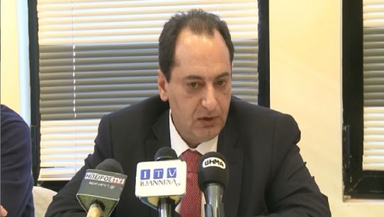 Χρ. Σπίρτζης: «Παράξενες» διασυνδέσεις του τραπεζικού συστήματος και των καναλαρχών