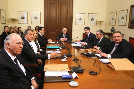 «Λευκός καπνός» στο Προεδρικό Μέγαρο