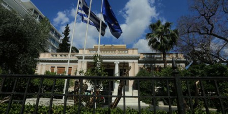 Η κυβέρνηση, το Ασφαλιστικό – Φορολογικό και η Αξιωματική αντιπολίτευση