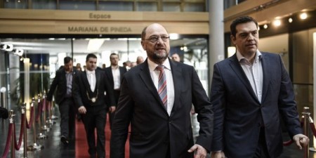 Τσίπρας και Σουλτς ζητούν να ολοκληρωθεί η αξιολόγηση το συντομότερο δυνατό