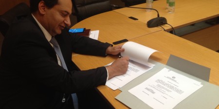 Ο Χρ. Σπίρτζης υπέγραψε Συμφωνία για την ενσωμάτωση της Ελλάδας στην Ευρωπαϊκή Βάση Δεδομένων για Αεροναυτικές Πληροφορίες