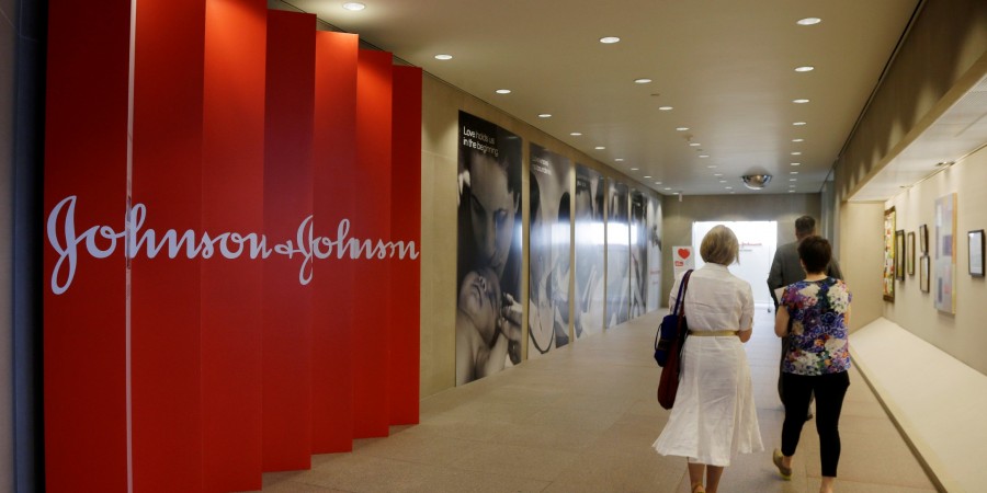 Αποζημίωση 55 εκ. δολαρίων από τη Johnson & Johnson σε γυναίκα που τη «χτύπησε» καρκίνος