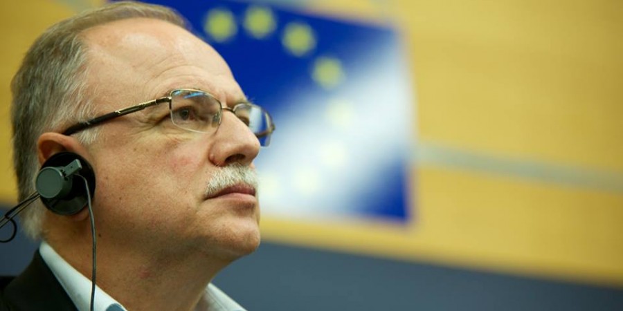 Τweet Παπαδημούλη για τις εαρινές προβλέψεις της Κομισιόν