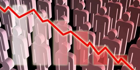 IOBΕ: Ύφεση 1% στην Ελλάδα το 2016