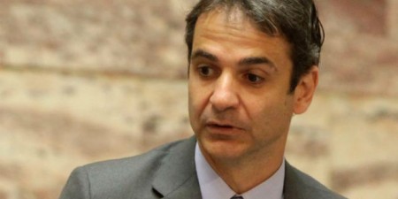 Ο Πατριάρχης αναγόρευσε τον Κ. Μητσοτάκη σε Μέγα Σταυροφόρο του Τάγματος των Ορθοδόξων Σταυροφόρων του Παναγίου Τάφου