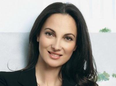 Η Κουντουρά γράφει στο twitter για το αφιέρωμα της Air China στην Ελλάδα