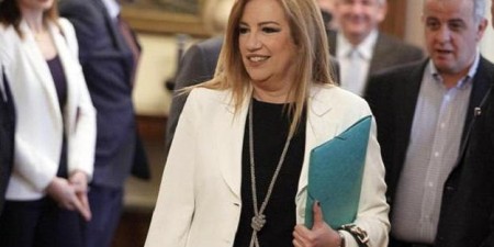 Σχόλιο της Γεννηματά για τους… «αιώνιους φοιτητές»