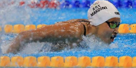 Yusra Mardini: Η κολυμβήτρια των Ολυμπιακών, που κολύμπησε 3.5 ώρες στο παγωμένο Αιγαίο, σπρώχνοντας μια βάρκα προσφύγων στην ασφάλεια