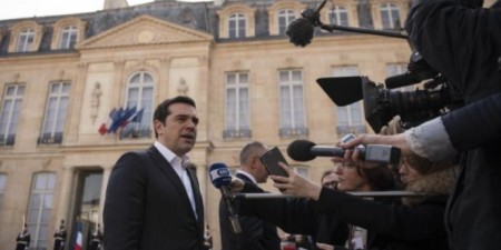 Ο Τσίπρας στη συνάντηση των σοσιαλιστών αρχηγών κρατών και κυβερνήσεων στο Παρίσι