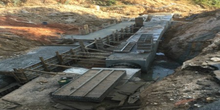 Πλήρης αποκατάσταση της σοβαρής ζημιάς στο ρέμα της Πικροδάφνης με προστασία του περιβάλλοντος και της δημόσιας υγείας