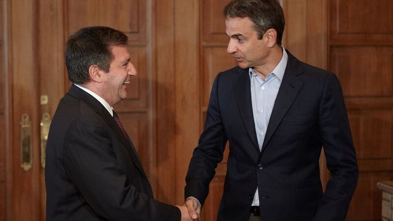 Με κύριο πιάτο την «ανομία» η συνάντηση Μητσοτάκη – Καμίνη