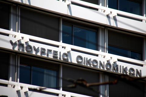 Η εικόνα καταστροφής και η απάντηση του Υπουργείου Οικονομικών