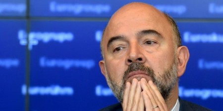 Μοσκοβισί σε Παπαδημούλη: «Εξετάζουμε μεσοπρόθεσμα την παράταση της διάρκειας των δανείων»