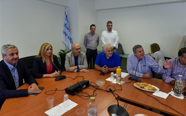 Γεννηματά στην ΕΥΔΑΠ: «Το νερό είναι βασικό δημόσιο αγαθό και δεν πωλείται»