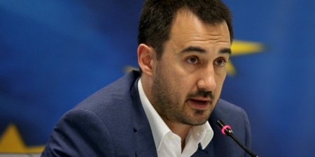 Χαρίτσης: «Το νέο ΕΣΠΑ περιλαμβάνει, πλάι στον αναπτυξιακό και έναν κοινωνικό πυλώνα»