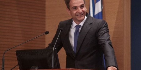 Κυρ. Μητσοτάκης: «Οι μεταρρυθμίσεις είναι λίγο σαν τις μεταμοσχεύσεις. Πρέπει να υπάρχει μια συμβατότητα μεταξύ “δότη” και “δέκτη”».