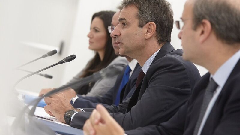 Μητσοτάκης στη συνάντηση με κοινωνικούς εταίρους στη ΘΣΝ: «Θα προτάξουμε μια συμφωνία αλήθειας»