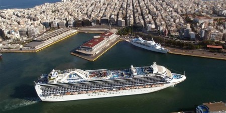 Cosco: Σχέδια για απογείωση του Πειραιά ως σταθμού κρουαζιέρας