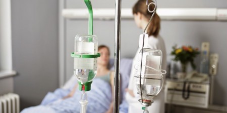 Σύσκεψη υπό τον Πρωθυπουργό για την κάλυψη 4.000 θέσεων στον χώρο της Υγείας