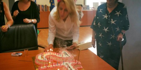 Γενέθλια με… 42 κεριά για την Ρένα Δούρου