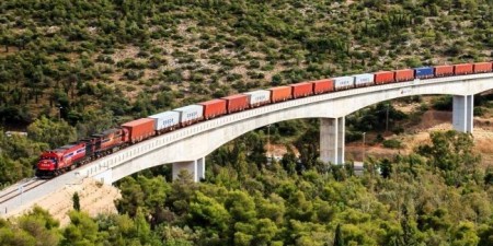 Επαφές στη Ρωσία για τη δημιουργία συνεργασιών μεταξύ Ελλάδας και Ρωσίας σε όλους τους τομείς υποδομών και μεταφοράς