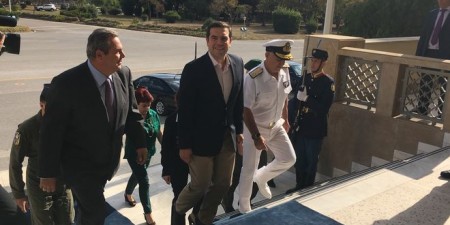 Χαιρετισμός του Πρωθυπουργού προς τα στελέχη των Ενόπλων Δυνάμεων