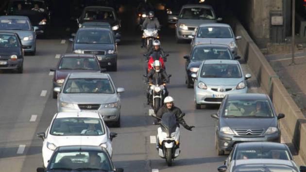 Tον Οκτώβριο ο κόσμος αποφάσισε να αγοράζει αυτοκίνητα και μοτοσυκλέτες