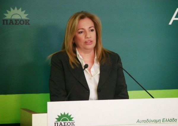 Γεννηματά: «Στην πράξη και όχι στα λόγια, στηρίζουμε τις μικρομεσαίες επιχειρήσεις»