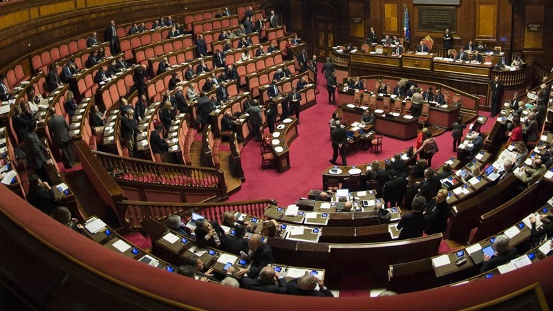 Το ιταλικό κοινοβούλιο έδωσε «πράσινο φως» στην ενίσχυση του τραπεζικού συστήματος με 20 δισ. ευρώ
