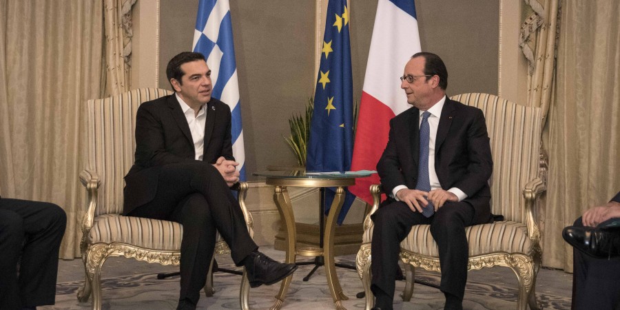 Όλα μπήκαν στο τραπέζι, στη συνάντηση του Πρωθυπουργού με τον Πρόεδρο της Γαλλίας
