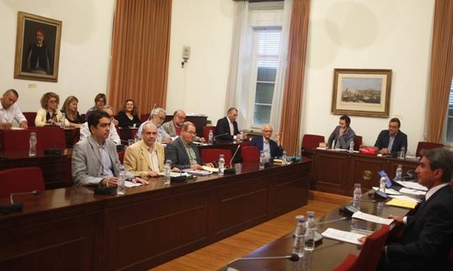 Κυβερνητική πηγή: «Η υπόθεση της διαπλοκής όχι μόνο δεν τελειώνει, τώρα αρχίζει»