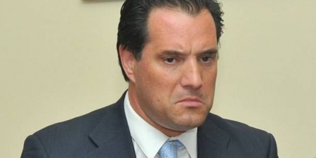 Επίθεση Μαξίμου στον Άδωνι Γεωργιάδη