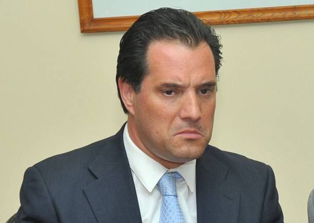 Επίθεση Μαξίμου στον Άδωνι Γεωργιάδη