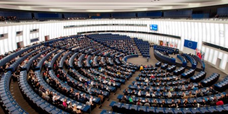 Το ΕΚ ζητά προστασία των πολιτών από τις αρνητικές συνέπειες της παγκοσμιοποίησης